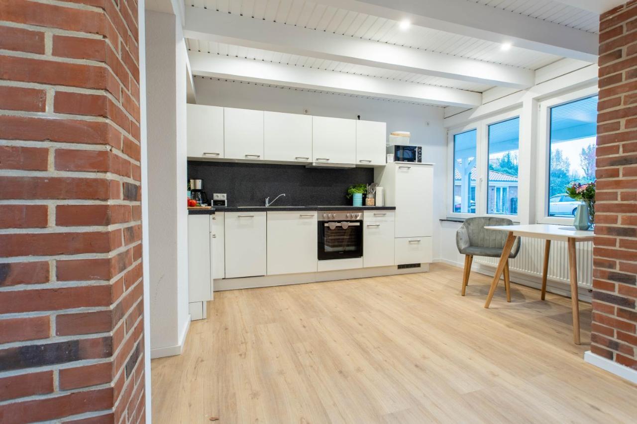 Weberhof Ferienapartments In Rostrup Am Westufer Des Zwischenahner Meers バート・ツヴィッシェンアーン エクステリア 写真