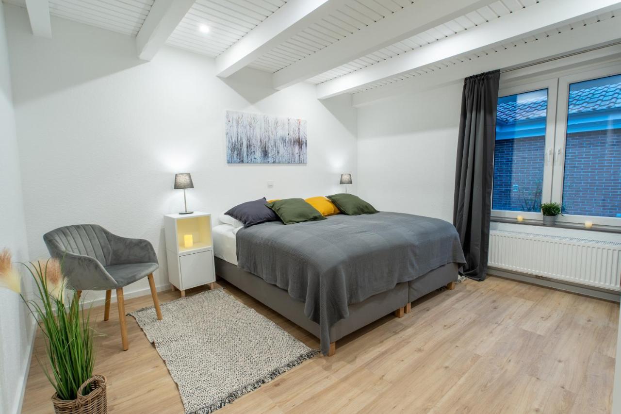 Weberhof Ferienapartments In Rostrup Am Westufer Des Zwischenahner Meers バート・ツヴィッシェンアーン エクステリア 写真